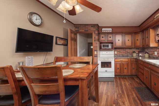 4902 106 Th Ave, House other with 3 bedrooms, 3 bathrooms and null parking in Milan IL | Image 26