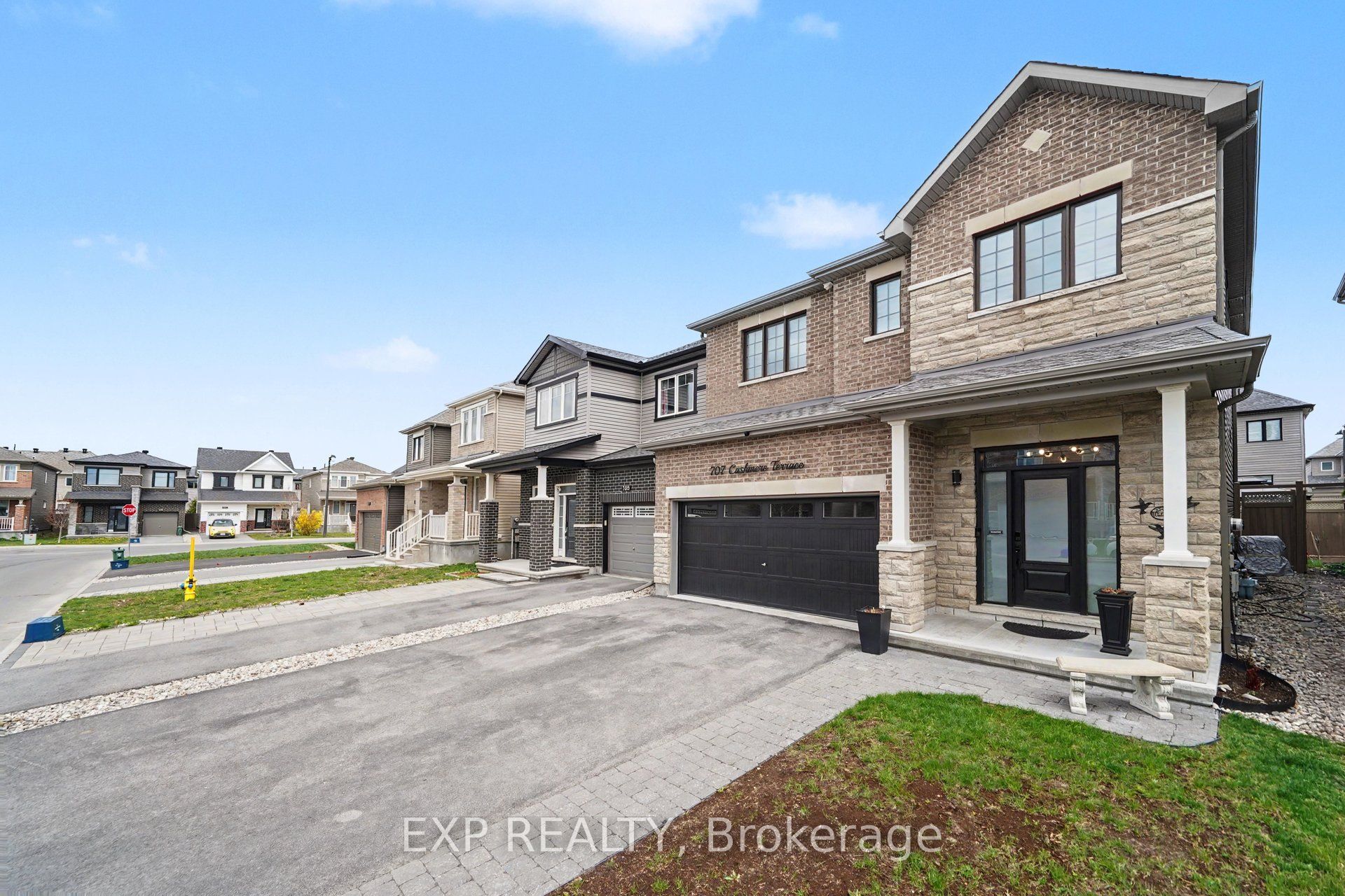 Residential in Barrhaven 3
