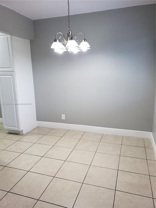 apt-307-2100 Springdale Blvd, Palm Springs, FL, 33461-6369 | Card Image