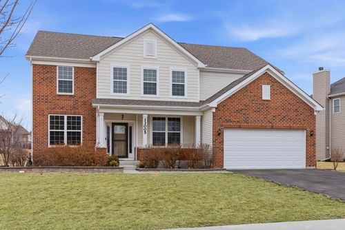 13005 Timber Wood Cir, Plainfield, IL, 60585-2957 | Card Image