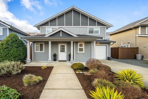 817 Tracker Pl, Comox, BC, V9M4E8 | Card Image