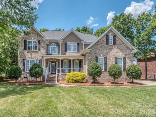 6167 Four Wood Dr, Matthews, NC, 28104-2289 | Card Image