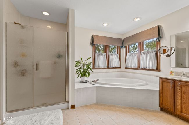 En Suite with large tub & separate shower | Image 40