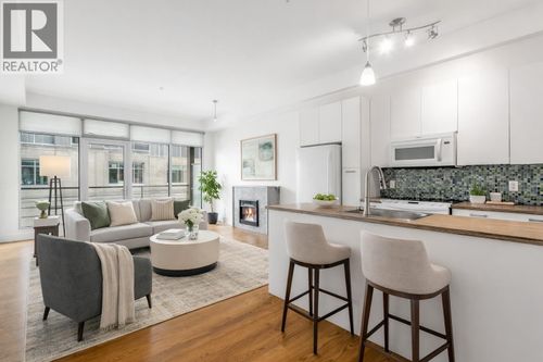 312-1289 Ellis St, Kelowna, BC, V1Y9X6 | Card Image