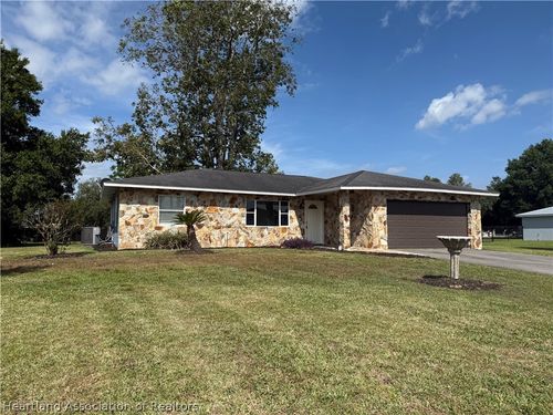 208 Blossom Dr, Sebring, FL, 33876-6101 | Card Image