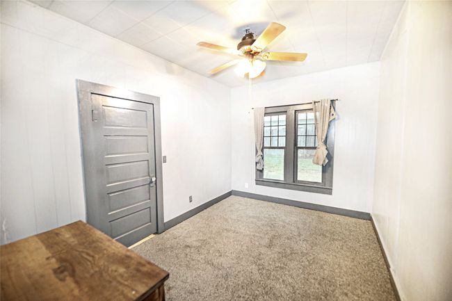 304 Rock Hill Rd, House other with 2 bedrooms, 1 bathrooms and null parking in Bowie TX | Image 19