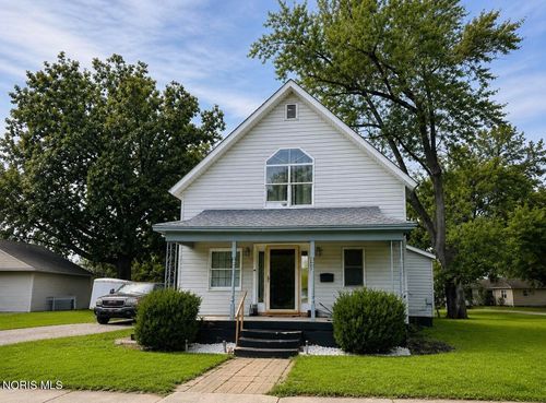 807 Delaware Ave, Montpelier, OH, 43543-1808 | Card Image