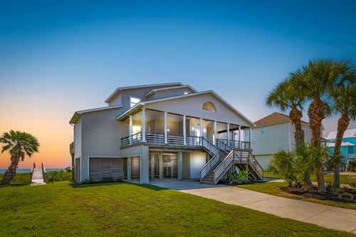 20911 W Sand Hill Dr, Galveston, TX, 77554-8841 | Card Image