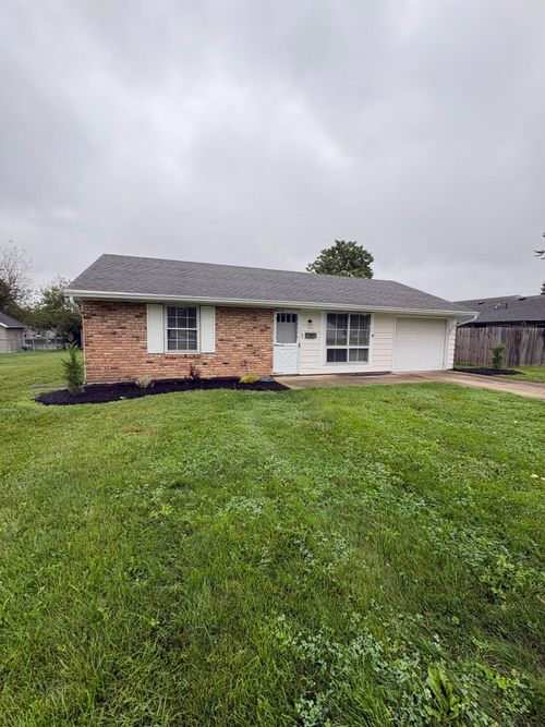 3147 Sudbury St, Springfield, OH, 45503-1728 | Card Image
