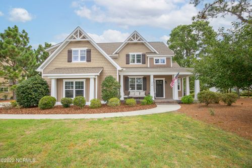 114 Hammerstone Cir, Whispering Pines, NC, 28327-6102 | Card Image