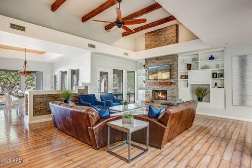 8161 E Alameda Rd, Scottsdale, AZ, 85255-2819 | Card Image