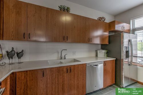 1330 S 70th St, Omaha, NE, 68106-2256 | Card Image