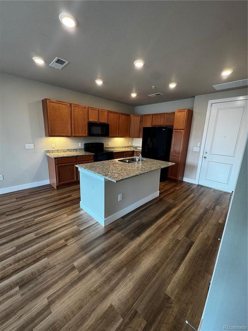205-14341 E Tennessee Ave, Aurora, CO, 80012-3910 | Card Image