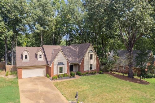 8950 Glendale Cv, Cordova, TN, 38018-6913 | Card Image