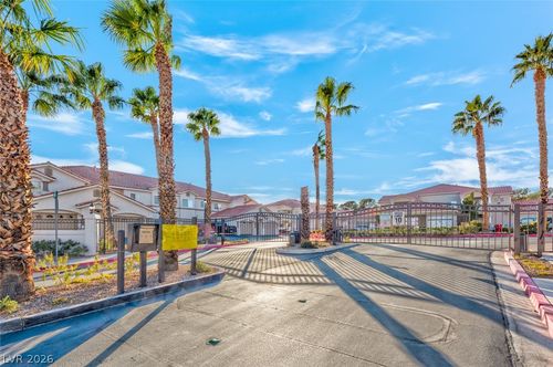 130-3327 Erva St, Las Vegas, NV, 89117-7309 | Card Image