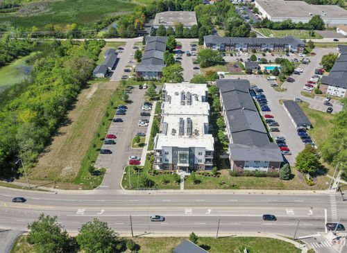 7N630 County Farm Rd, Hanover Park, IL, 60133-4811 | Card Image