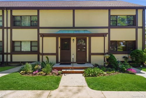 a2-286 Cherry Valley Ave, Garden City, NY, 11530-1880 | Card Image