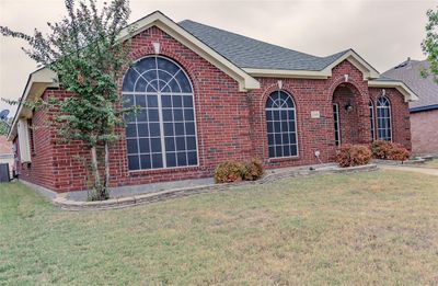 Beautiful and meticulously maintained home. | Image 1