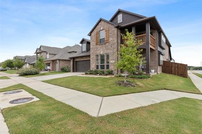 900 Superbloom Avenue, House other with 4 bedrooms, 3 bathrooms and null parking in Justin TX | Image 2