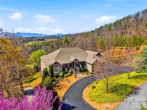 286 Preservation Trl, Columbus, NC, 28722-5518 | Card Image