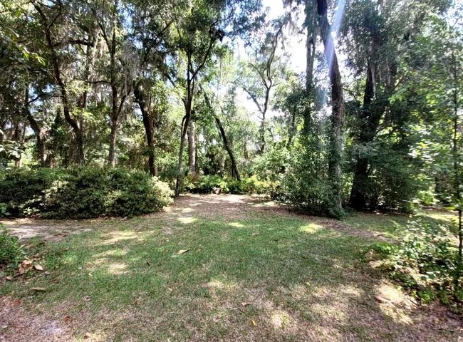 13385 Ne 10 Th Ct, House other with 3 bedrooms, 2 bathrooms and null parking in CITRA FL | Image 7