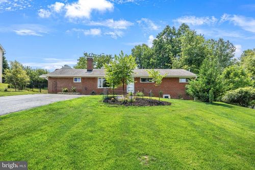 4786 Beechwood Rd, Ellicott City, MD, 21043-6804 | Card Image