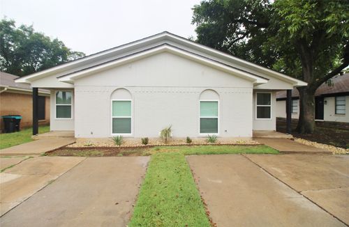 234 S Main St, Burleson, TX, 76028-4838 | Card Image