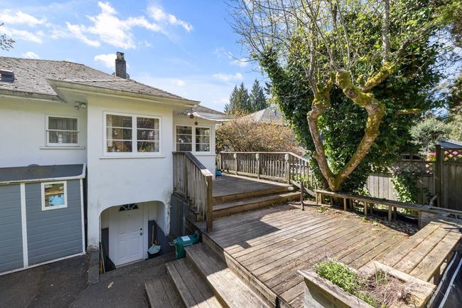 1561 Jefferson Avenue, House other with 3 bedrooms, 2 bathrooms and 1 parking in West Vancouver BC | Image 11