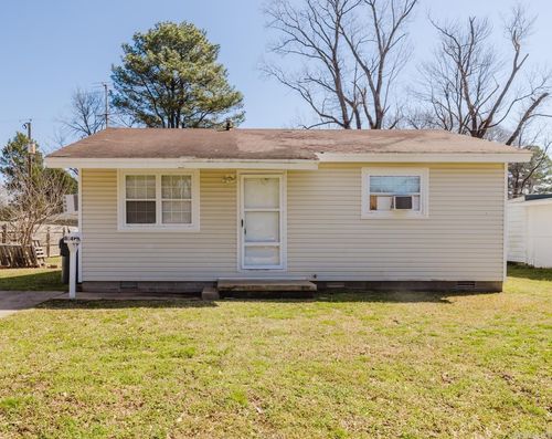 804 Healy St, North Little Rock, AR, 72117-4557 | Card Image