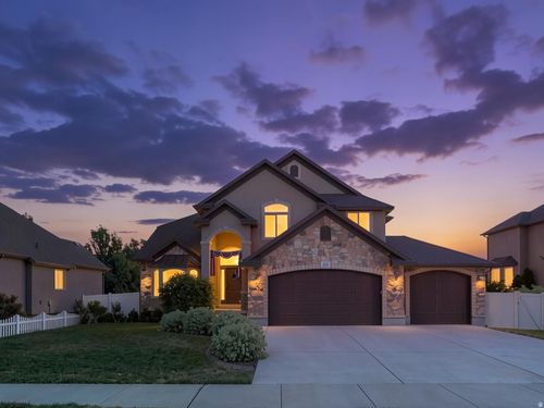 10403 S Walnut Canyon Ln, South Jordan, UT, 84009-7107 | Card Image