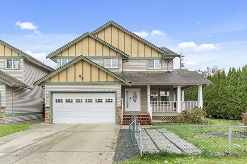 b-9570 Hazel St, Chilliwack, BC, V2P5N9 | Card Image