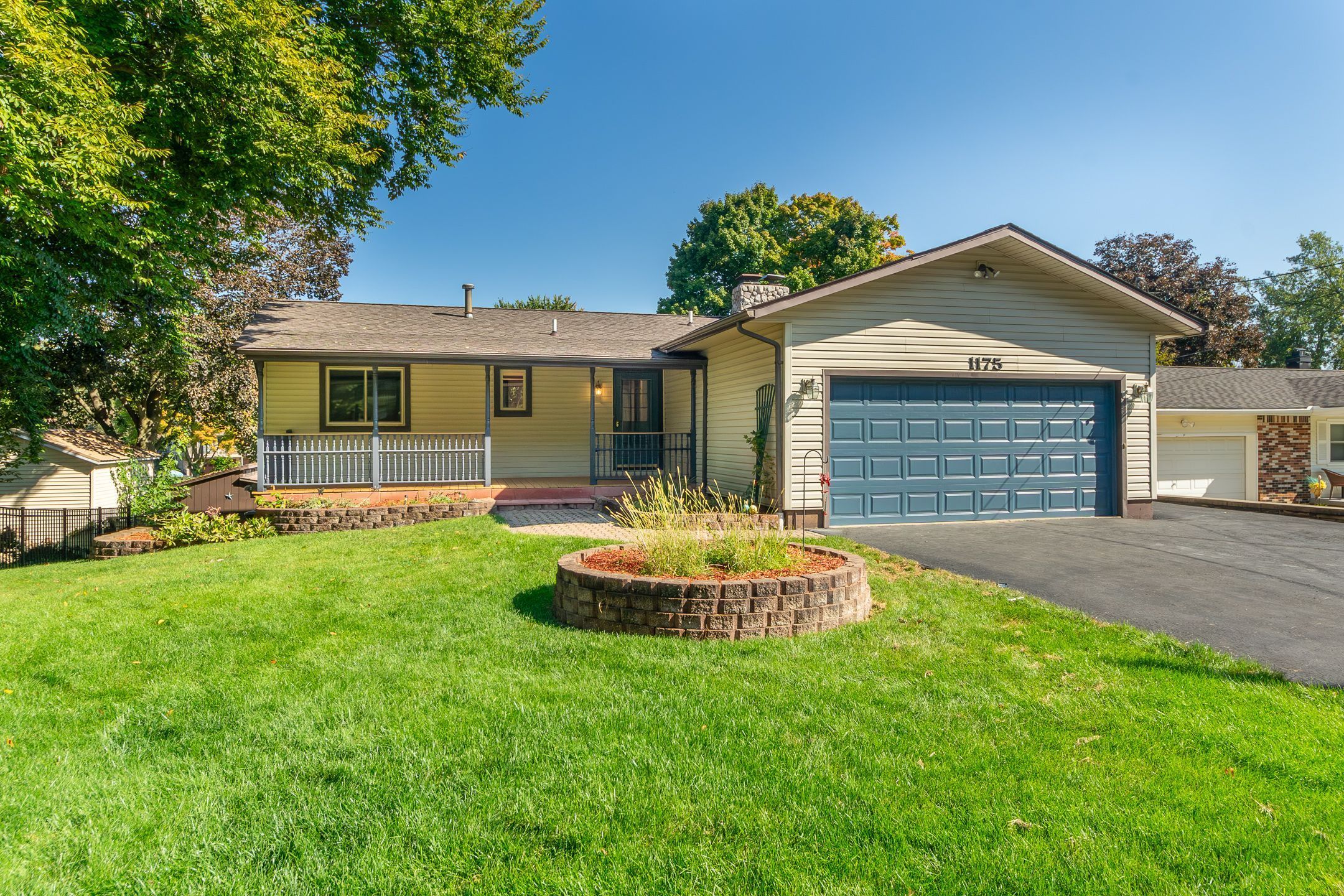 Wilbur , Pinckney, MI 48169