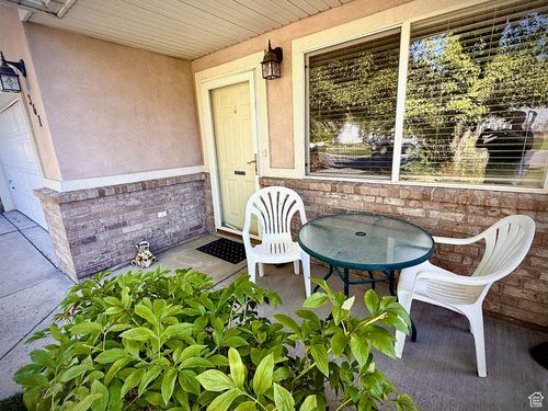 361 E 1900 N, North Ogden, UT, 84414-7213 | Card Image