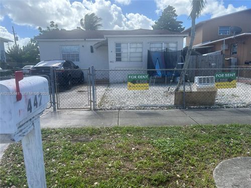 442 E 18th St, Hialeah, FL, 33013-4120 | Card Image