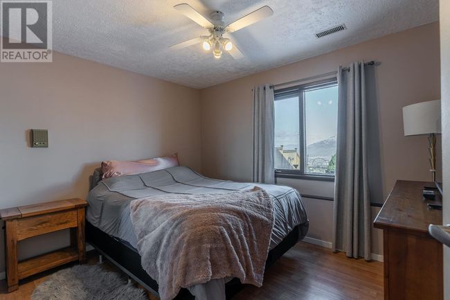 396 Gleneagles Dr, House other with 4 bedrooms, 2 bathrooms and 2 parking in Kamloops BC | Image 33