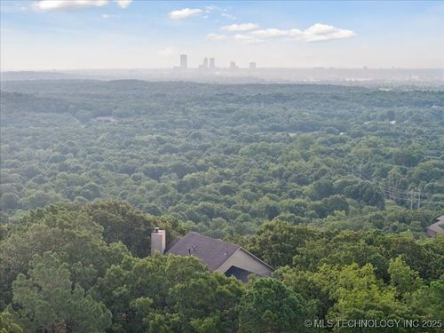 2913 Wild Mountain Rd, Tulsa, OK, 74127-1110 | Card Image
