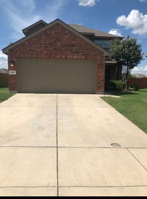 832 Santa Rosa Drive, Fort Worth, TX, 76052 | Card Image