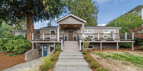 7726 30th Ave Ne, Seattle, WA, 98115-4722 | Card Image