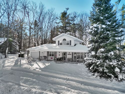 2 The Granite Bluff, Bracebridge, ON, P1L1L4 | Card Image