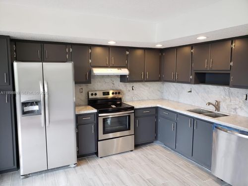 apt-311-8075 Sw 107th Ave, Miami, FL, 33173-4892 | Card Image