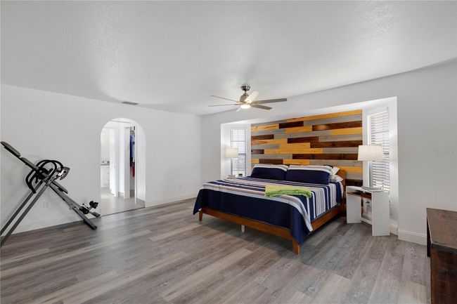 Primary Bedroom | Image 25