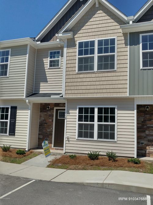 118 Beacon Woods Dr, Holly Ridge, NC, 28445-8716 | Card Image