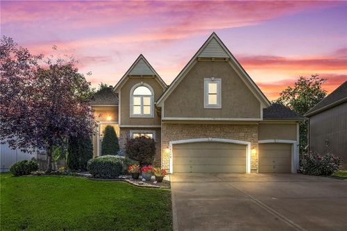 14112 Noland St, Overland Park, KS, 66221-2844 | Card Image
