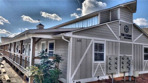 648 Holly Ave, Winston Salem, NC, 27101-2757 | Card Image