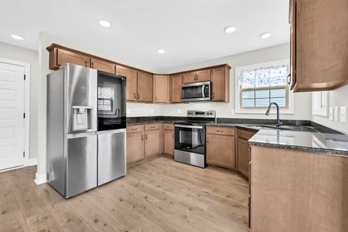 1141 Tybee Dr, Clarksville, TN, 37042-1351 | Card Image