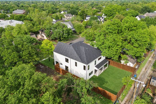 6458 Anita St, House other with 5 bedrooms, 5 bathrooms and null parking in Dallas TX | Image 38
