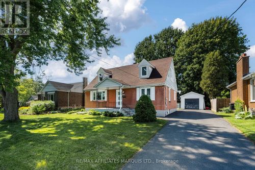 1605 Queen St, Cornwall, ON, K6J1R7 | Card Image