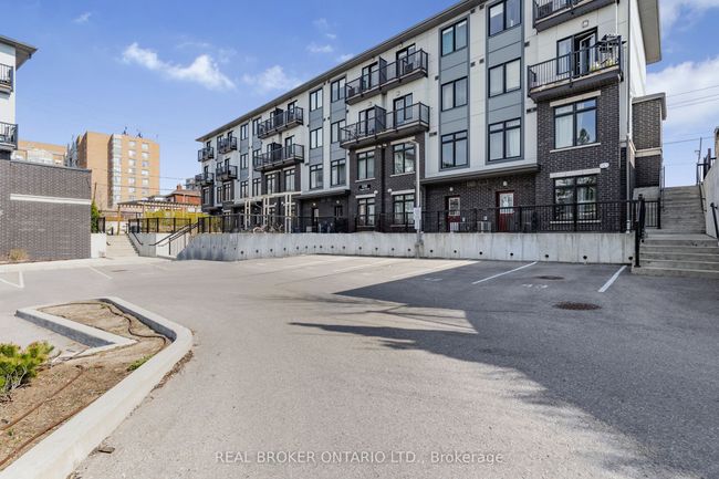 21 - 630 Rogers Rd, Condo with 2 bedrooms, 1 bathrooms and 1 parking in York ON | Image 20