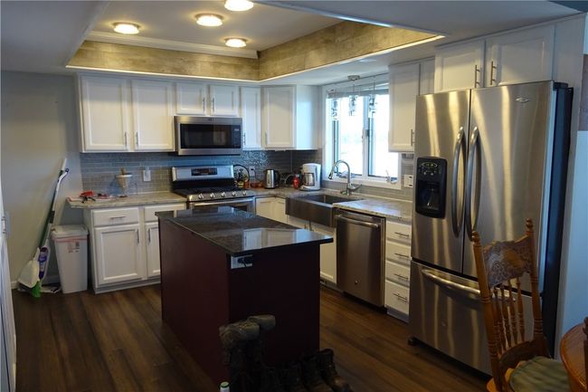 765 Us Highway 63, House other with 5 bedrooms, 2 bathrooms and null parking in Clayton WI | Image 7