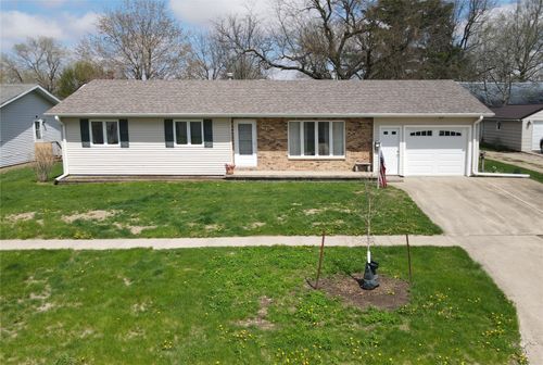 412 W 3rd Street, Tipton, IA, 52772 | Card Image
